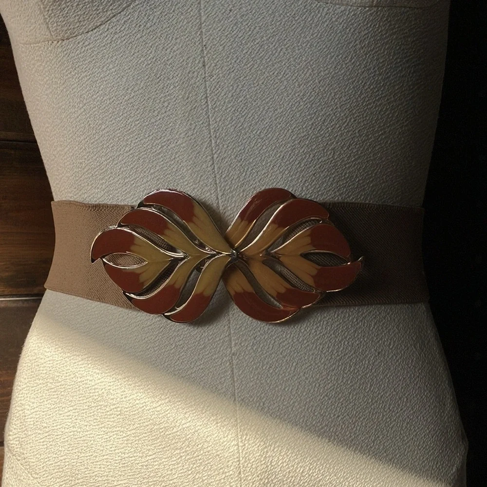 Autumn Leaves Vintage Belt - Picture 2 of 8